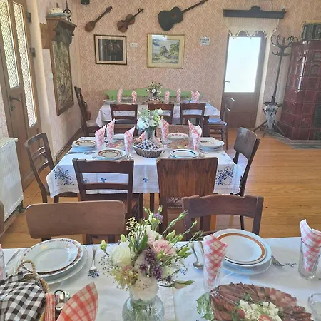 Pansion Sasin Salas 40m2