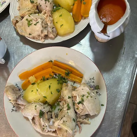 Pansion Sasin Salas 40m2 Отель типа 