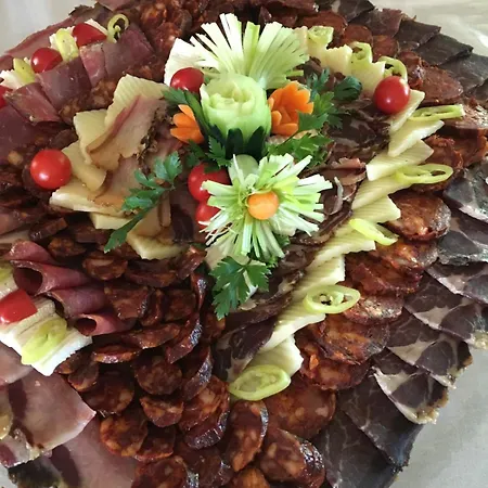 Pansion Sasin Salas 40m2 Rumenka