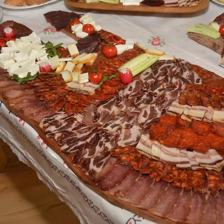 Pansion Sasin Salas 40m2 Отель типа 